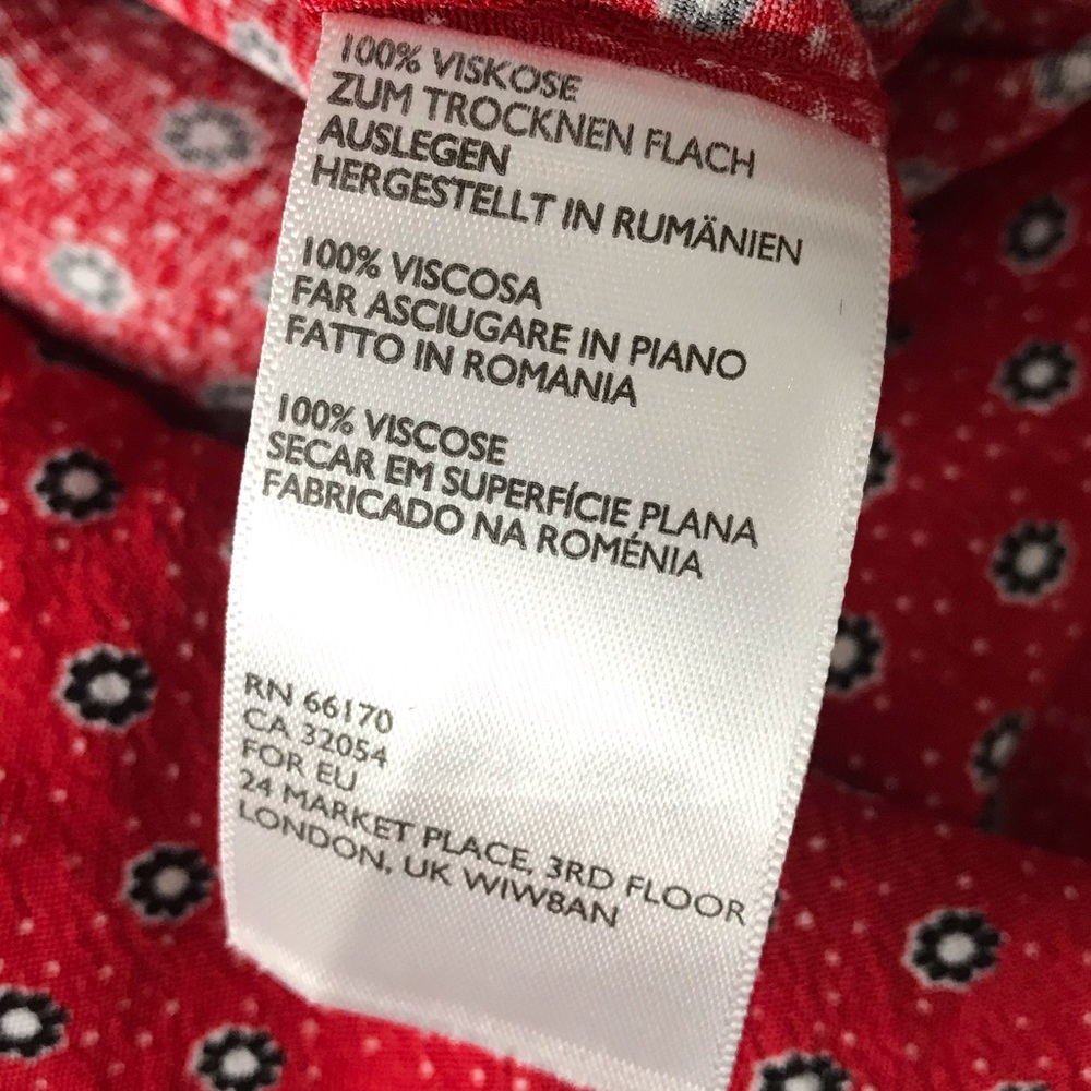 💕SALE💕Urban Outfitter Cooperative Red Floral Top - Picture 7 of 8